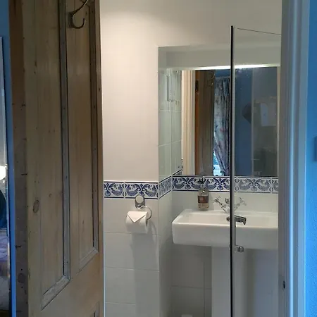 Ashfield House Guest house 5*