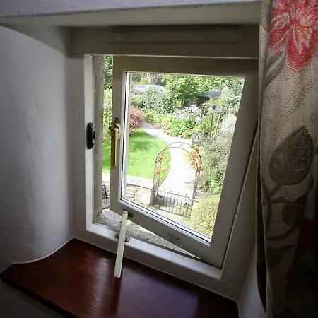 Nocleg ze śniadaniem Ashfield House