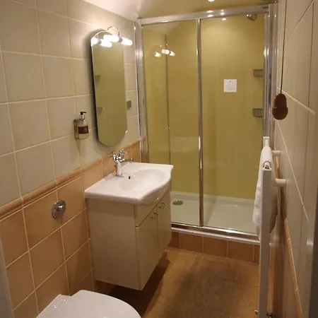 Ashfield House Guest house 5*