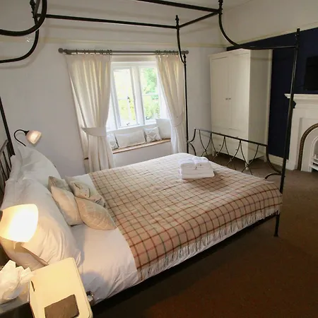 فندق مبيت وإفطار Ashfield House