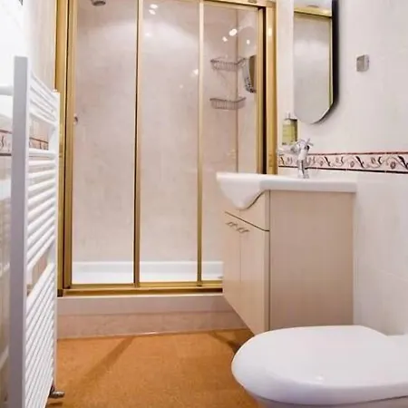 Ashfield House 5* غراسينغتون