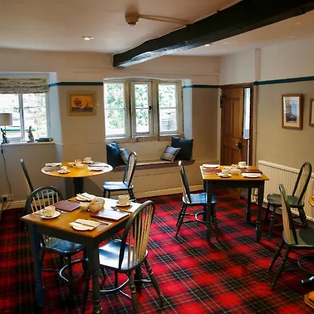 فندق مبيت وإفطار Ashfield House