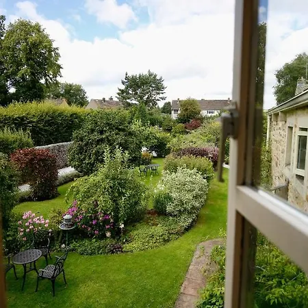 Ashfield House 5*