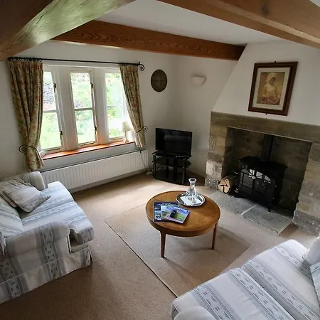 Ashfield House 5*