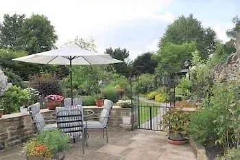 فندق مبيت وإفطار Ashfield House