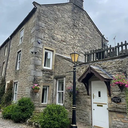 Ashfield House Bed & Breakfast 5*