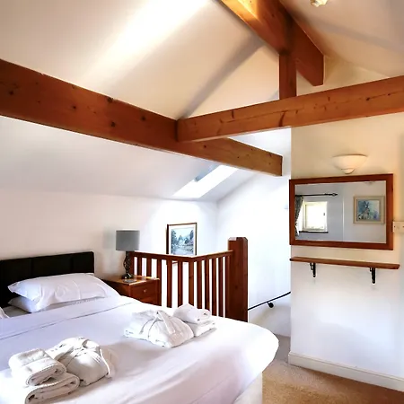 Bed & Breakfast Ashfield House