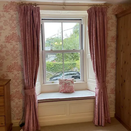 Bed & Breakfast Ashfield House 5*