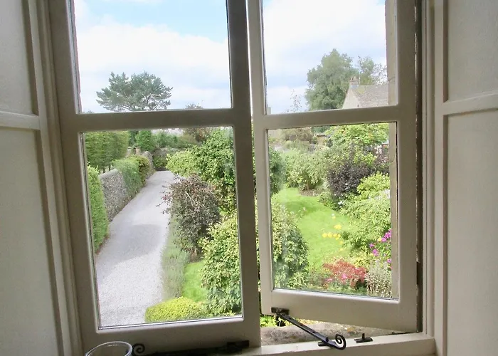 Ashfield House Bed & Breakfast