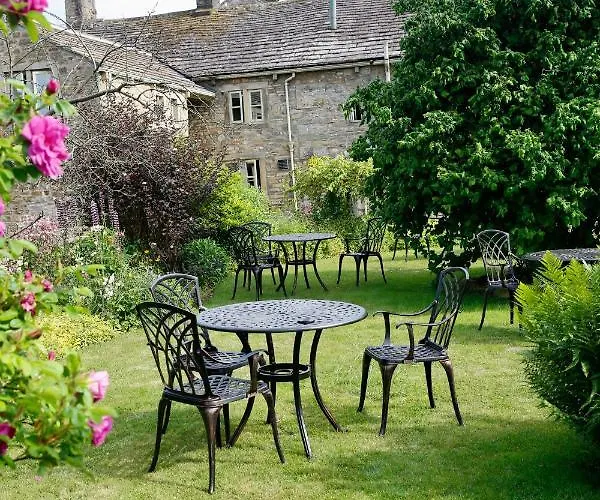 Bed & Breakfast Ashfield House 5*