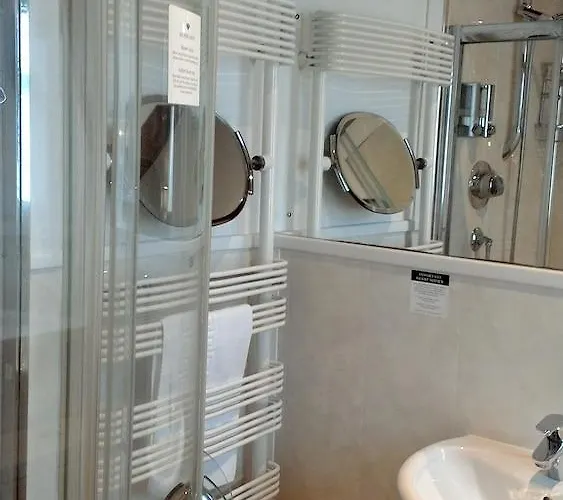 Bed & Breakfast Ashfield House