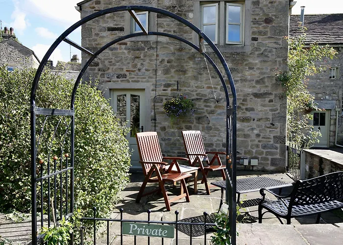 Bed & Breakfast Ashfield House