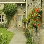 Ashfield House 5*