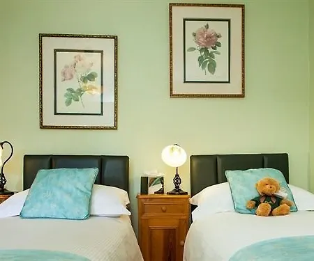 Oda ve Kahvaltı Ashfield House 5*